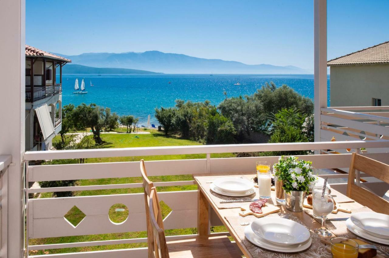 Apartamento Ifi Sea House Nikiana Exterior foto